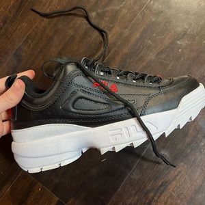 Black fila shoes